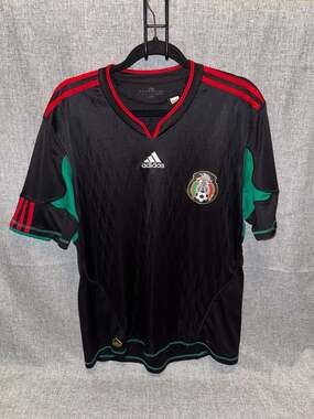 Vintage 2010 Mexico World Cup Away Soccer Jersey Black